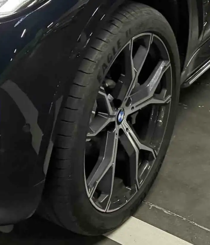 BMW X5 2023 Model xDrive30Li M Sports Set – фото 5