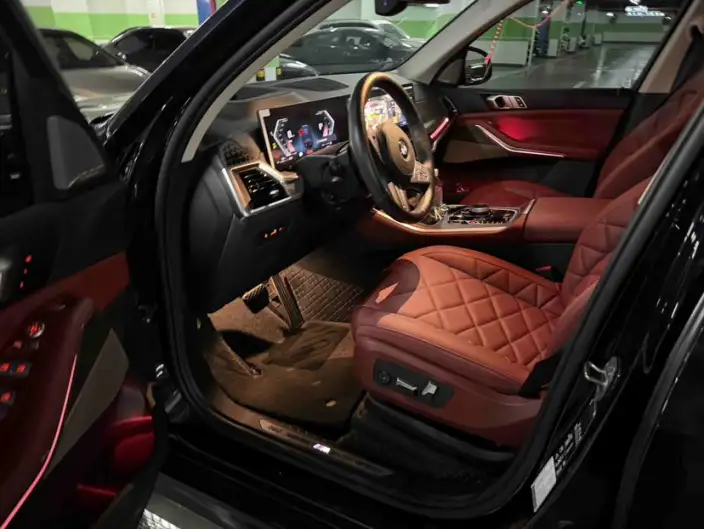 BMW X5 2023 Model xDrive30Li M Sports Set – фото 8
