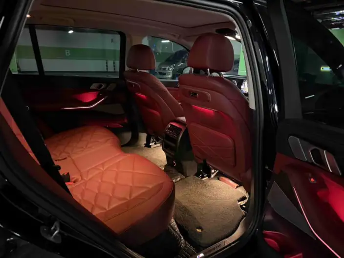 BMW X5 2023 Model xDrive30Li M Sports Set – фото 9