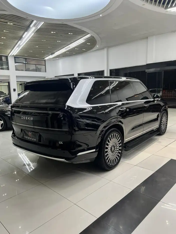 ZEEKR 9X 2026 Model Hyper Edition 70kWh VI seat – фото 6