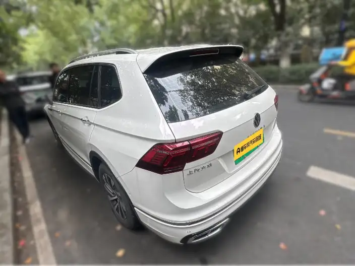 Volkswagen Tiguan L PHEV 2022 Model 430PHEV Plug-in hybrid Premium Edition – фото 4