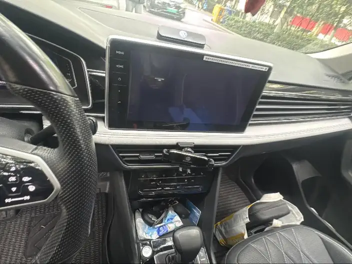 Volkswagen Tiguan L PHEV 2022 Model 430PHEV Plug-in hybrid Premium Edition – фото 8