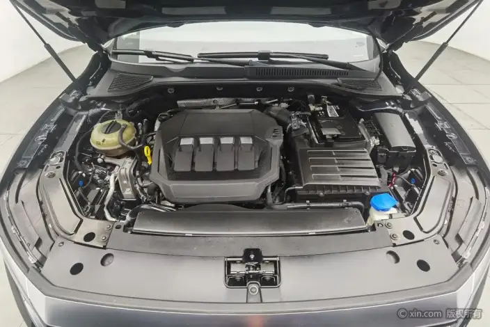 Volkswagen Passat 2022 Model 330TSI Deluxe Edition – фото 5