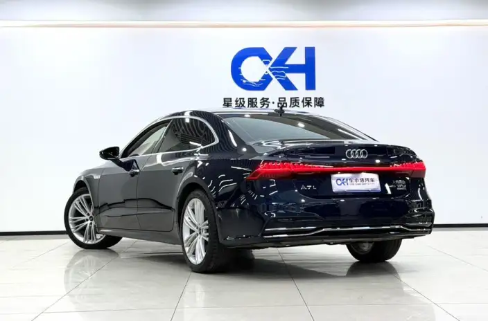 Audi A7 L 2024 Model 45 TFSI quattro Luxury Model – фото 4