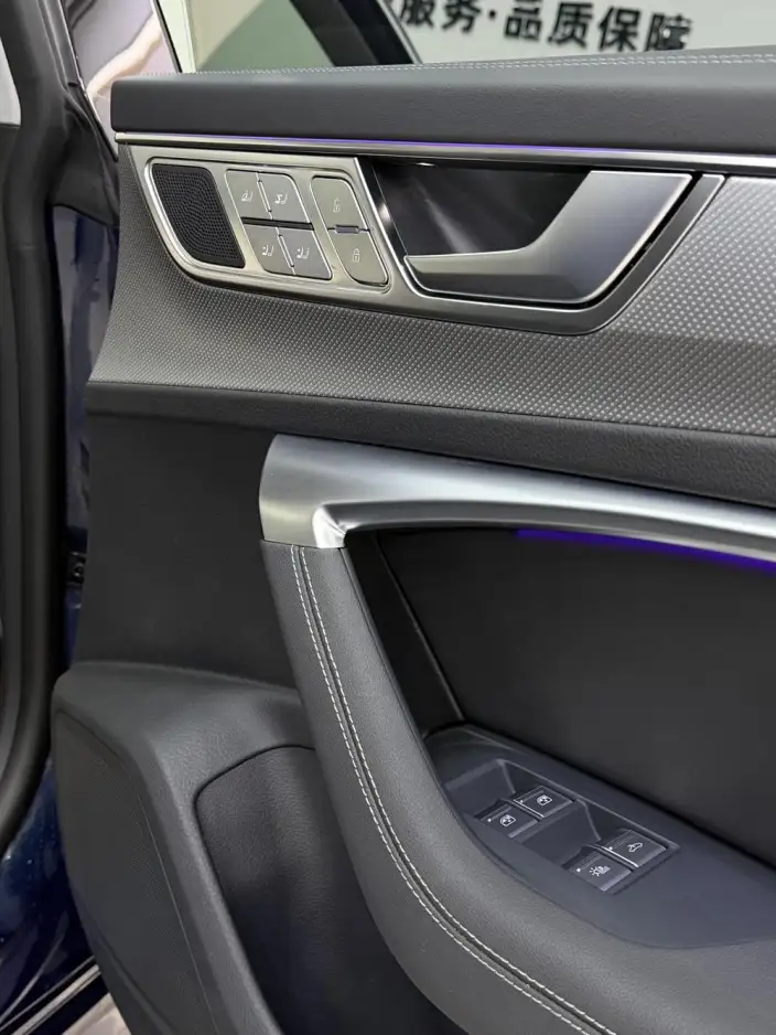 Audi A7 L 2024 Model 45 TFSI quattro Luxury Model – фото 8