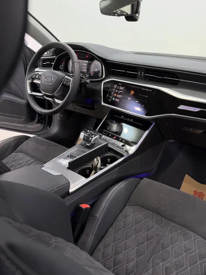 Audi A7 L 2024 Model 45 TFSI quattro Luxury Model – фото 9