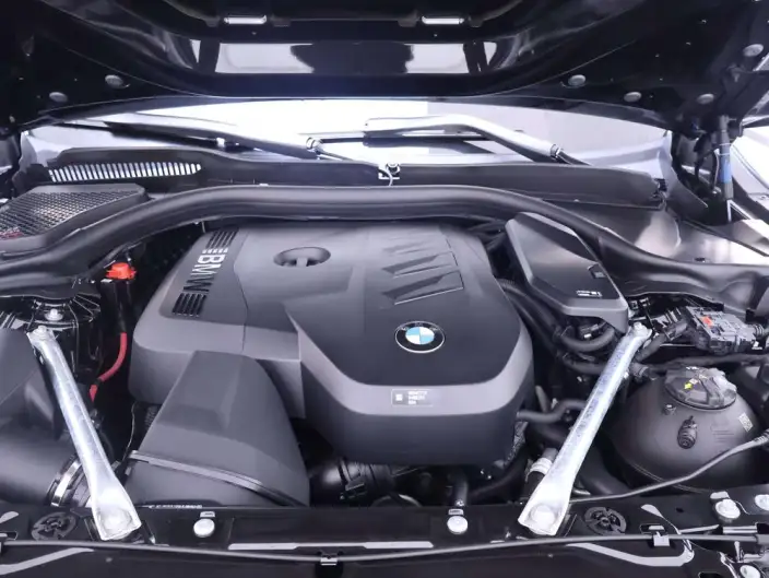 BMW 5 Series 2026 Model 530Li Leading Model M Sports Set – фото 5