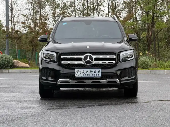 Mercedes-Benz GLB 2023 Model GLB 220 Fashion Model – фото 2