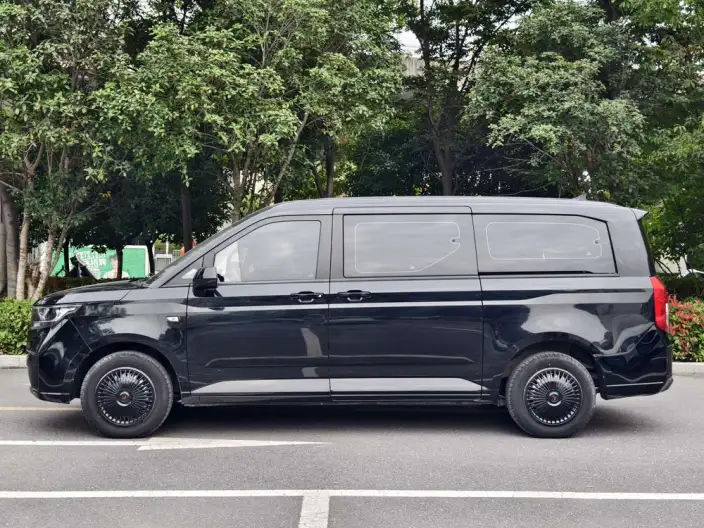 Wuling Zhcheng 2021 Model 1.5T Manual Luxury Model