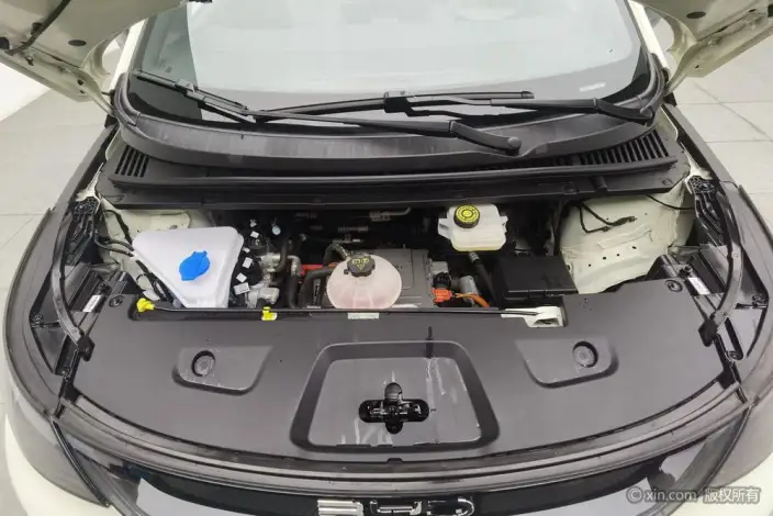 BYD Dolphin 2025 Model Smart Driving Edition 420KM Free Edition – фото 5