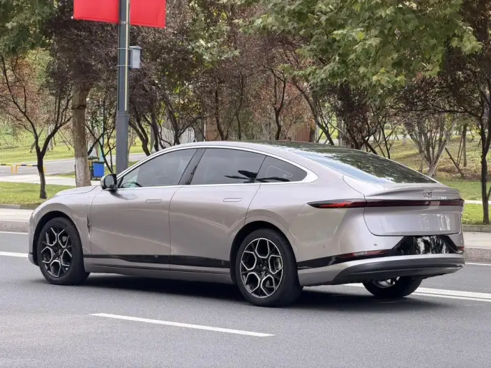 Changan Qiyuan A07 2025 Model Blue whale EV 625 Flagship Model – фото 5