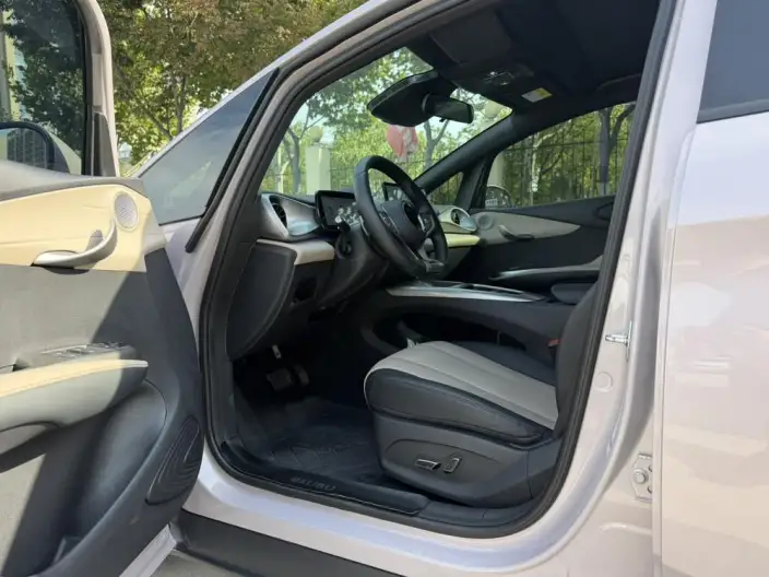 BYD Dolphin 2025 Model Smart Driving Edition 410KM Fashion Edition – фото 8