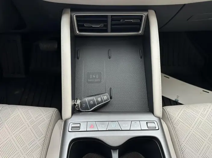 Yuan UP 2025 Model Smart Driving Edition 401KM Leading Model – фото 8