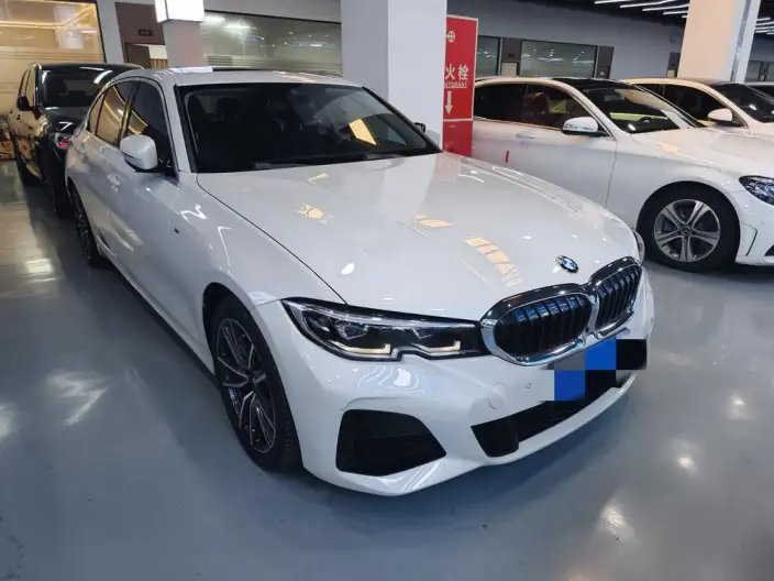 BMW 3 Series 2022 Model 325Li M Sports Set – фото 2