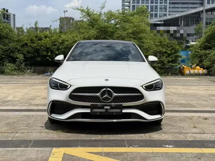 Mercedes-Benz C-Class 2024 Model C 260 L Sports Edition – фото 2