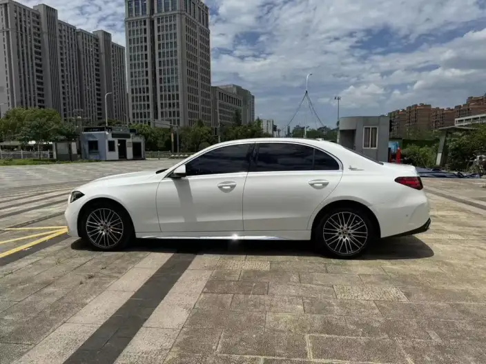 Mercedes-Benz C-Class 2024 Model C 260 L Sports Edition – фото 4