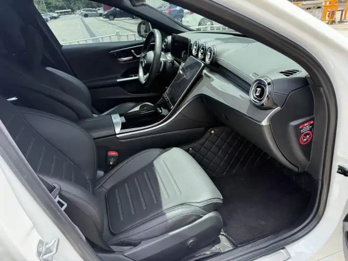 Mercedes-Benz C-Class 2024 Model C 260 L Sports Edition – фото 8