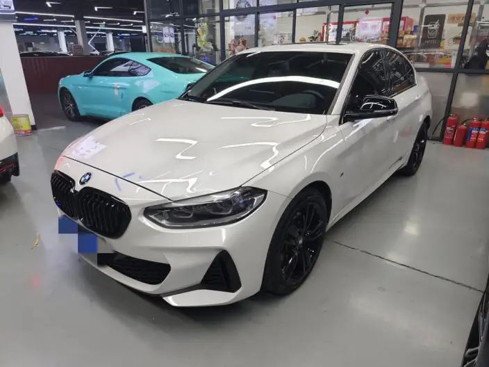 BMW 1 Series 2023 Model 125i M Sports Night Edition – фото 1