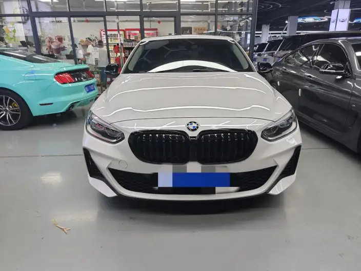BMW 1 Series 2023 Model 125i M Sports Night Edition – фото 2