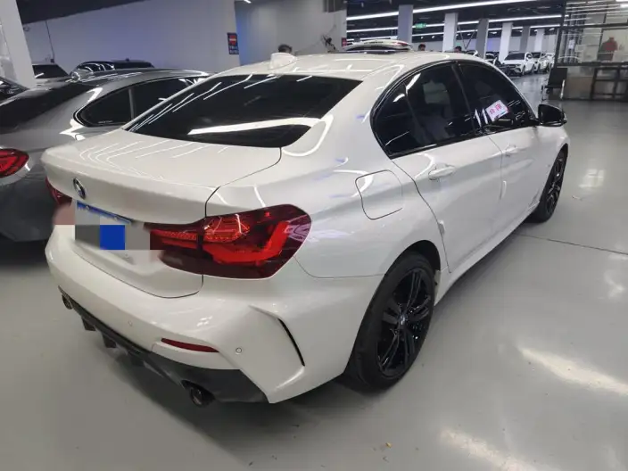 BMW 1 Series 2023 Model 125i M Sports Night Edition – фото 5