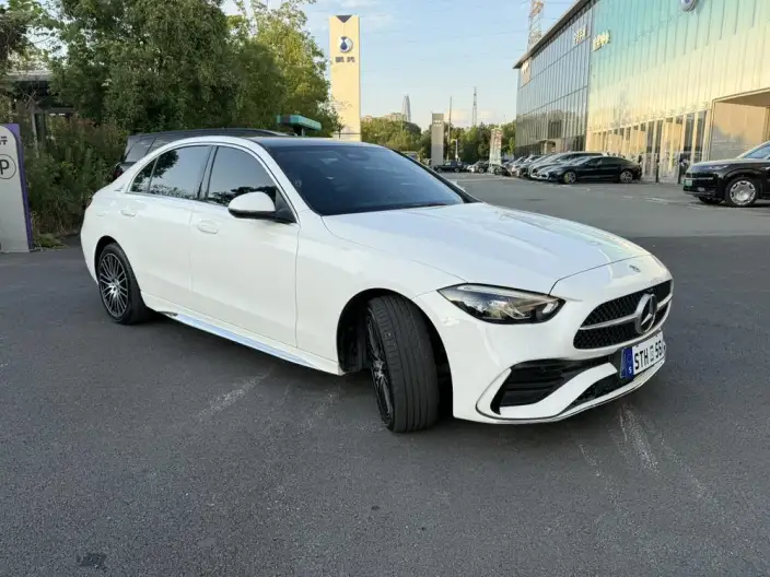 Mercedes-Benz C-Class 2024 Model C 260 L Sports Edition – фото 3