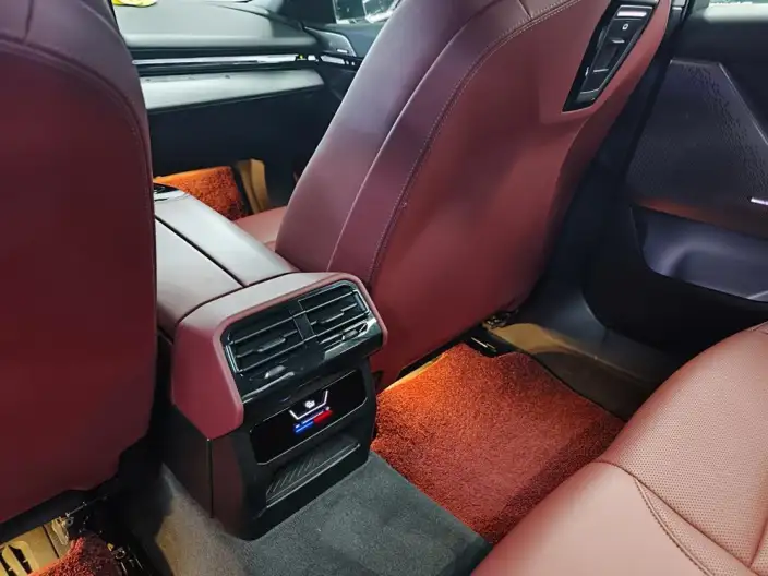 BMW 5 Series 2024 Model 525Li Luxury Set – фото 10