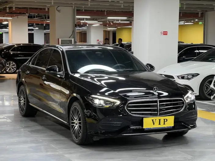 Mercedes-Benz C-Class 2022 Model C 260 L – фото 3