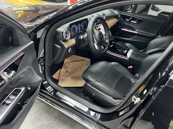 Mercedes-Benz C-Class 2022 Model C 260 L – фото 9