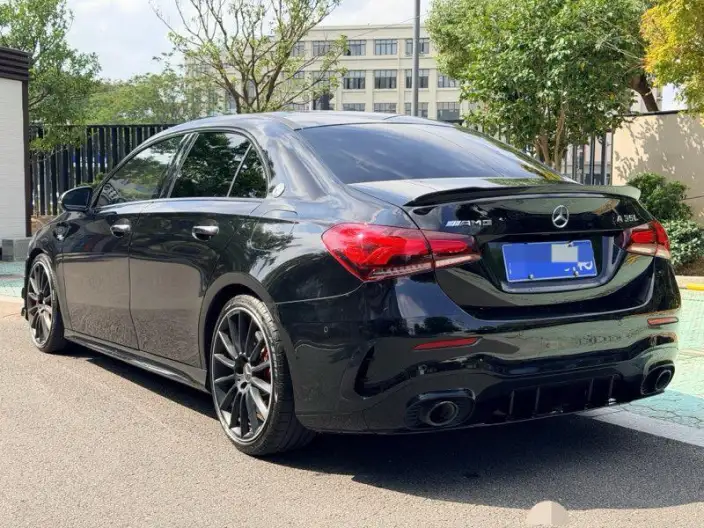 Mercedes-Benz A-Class AMG 2022 Model AMG A 35 L 4MATIC – фото 4