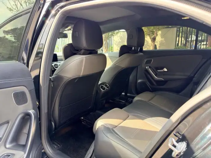 Mercedes-Benz A-Class AMG 2022 Model AMG A 35 L 4MATIC – фото 9