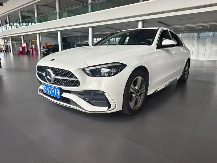 Mercedes-Benz C-Class 2022 Model C 200 L Sports Edition – фото 1