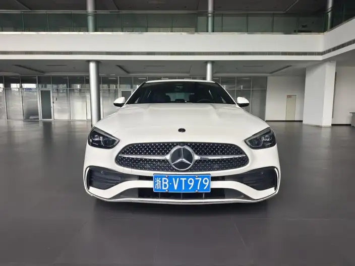 Mercedes-Benz C-Class 2022 Model C 200 L Sports Edition – фото 2