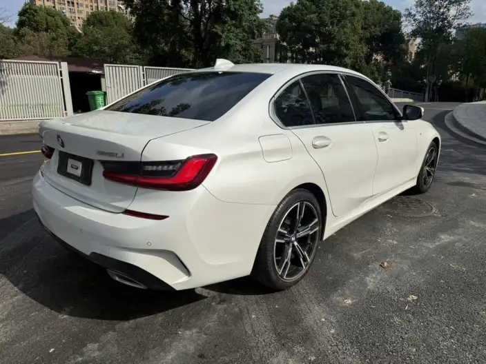 BMW 3 Series 2022 Model 325i M Sports Night Set – фото 6