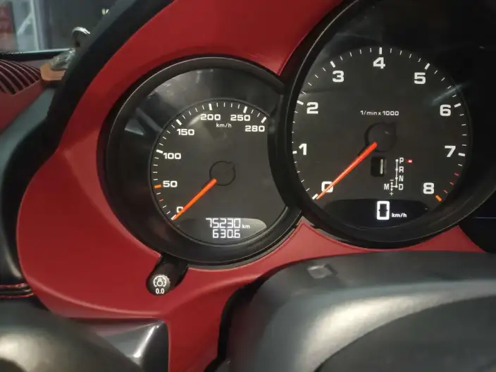Porsche 718 2023 Model Boxster 2.0T – фото 9