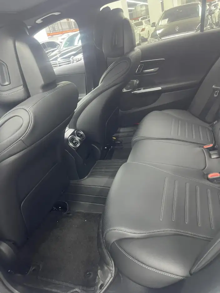 Mercedes-Benz C-Class 2023 Model C 260 L Haoye Sports Edition – фото 9