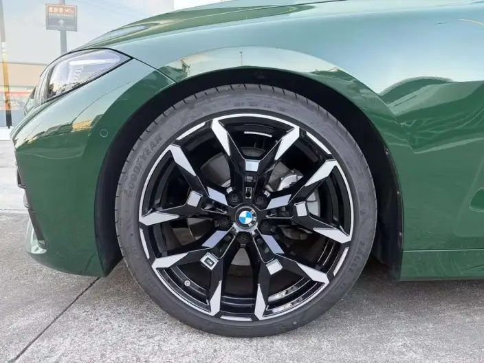 BMW 4 Series 2024 Model 430i M Sports Night Set – фото 7