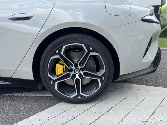 Xiaomi SU7 2026 Model Rear Drive Standard Edition – фото 10