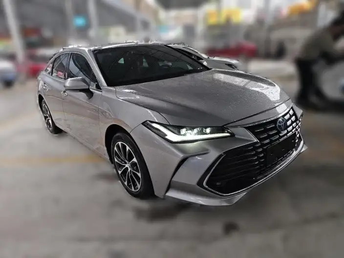 Toyota Avalon 2023 Model Intelligent Hybrid 2.5L E-CVT Deluxe Edition – фото 2