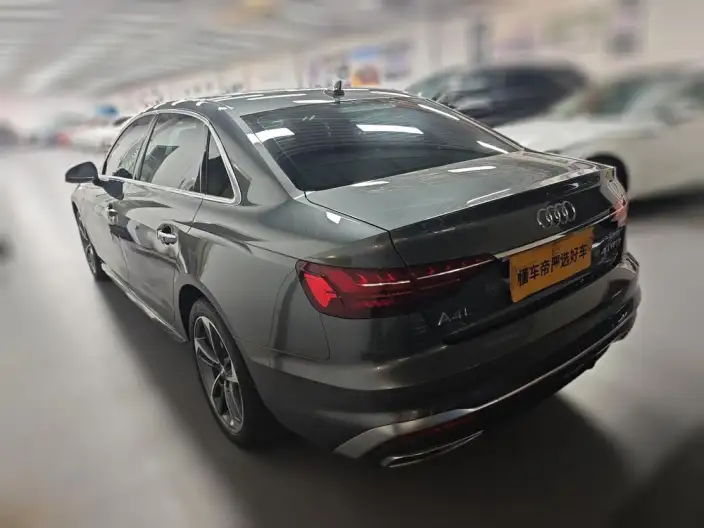 Audi A4 L 2022 Model 40 TFSI Fashion Dynamic Model – фото 3