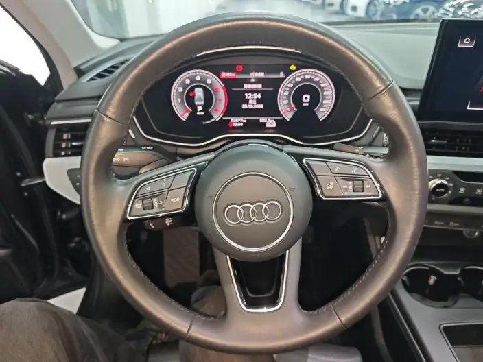 Audi A4 L 2022 Model 40 TFSI Fashion Dynamic Model – фото 8