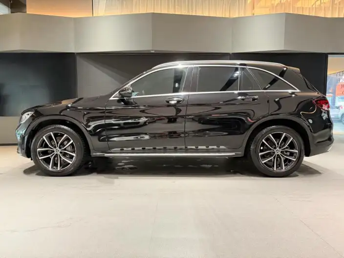 Mercedes-Benz GLC 2022 Model Facelift GLC 300 L 4MATIC Dynamic Model – фото 4