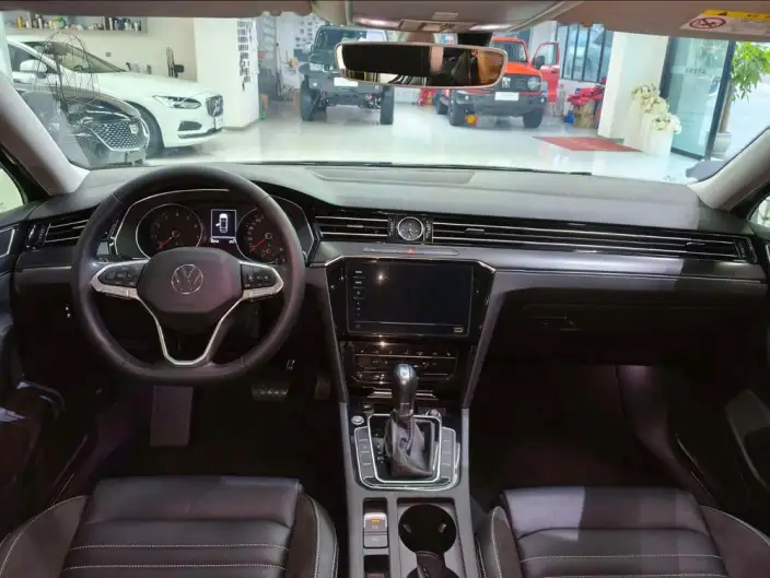 Volkswagen Magotan 2020 Model 330TSI DSG Leading Model – фото 5