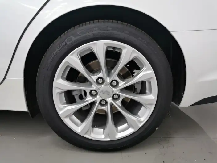 Cadillac CT5 2023 Model 28T Luxury Model Standard Edition – фото 6