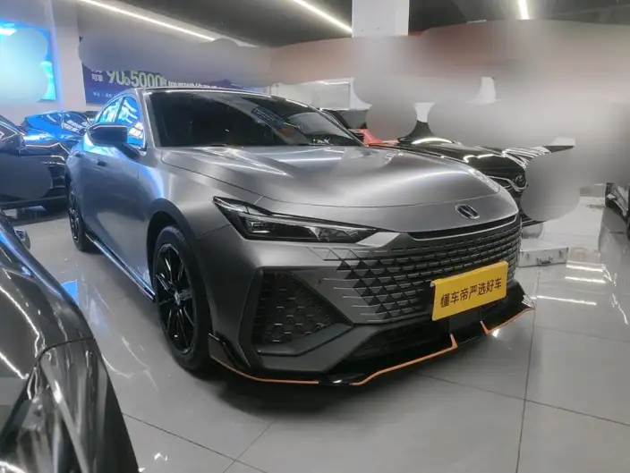 Changan UNI-V 2022 Model 2.0T Leading speed Edition – фото 2