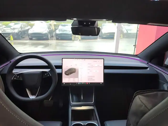 Model Y L 2026 Model Standard Edition – фото 8
