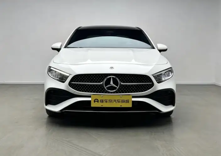 Mercedes-Benz A-class 2024 Model Facelift II A 200 L Fashion Edition – фото 2
