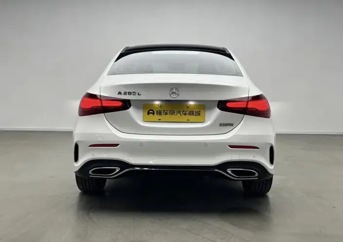 Mercedes-Benz A-class 2024 Model Facelift II A 200 L Fashion Edition – фото 6