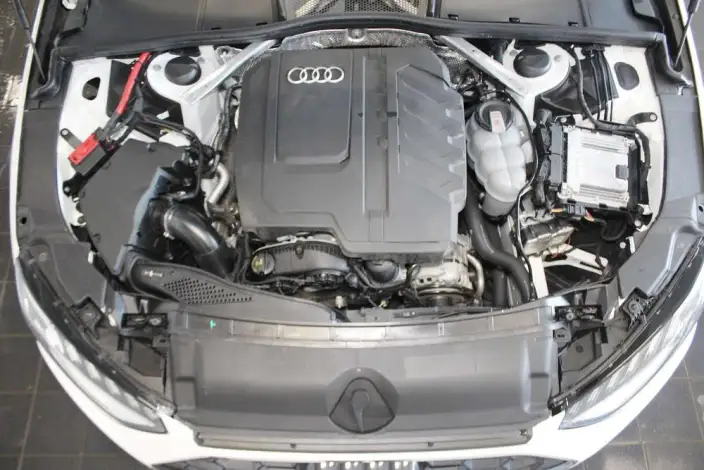 Audi A4 L 2024 Model 40 TFSI Fashion Dynamic Model – фото 6