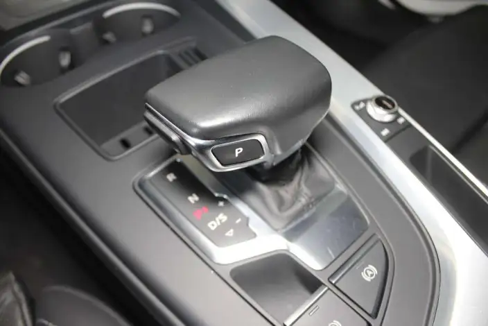 Audi A4 L 2024 Model 40 TFSI Fashion Dynamic Model – фото 9