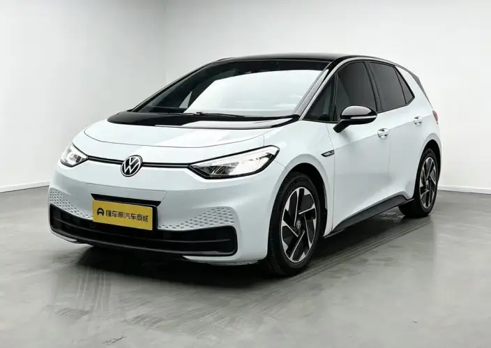 Volkswagen ID.3 2023 Model Pure Smart Edition – фото 1